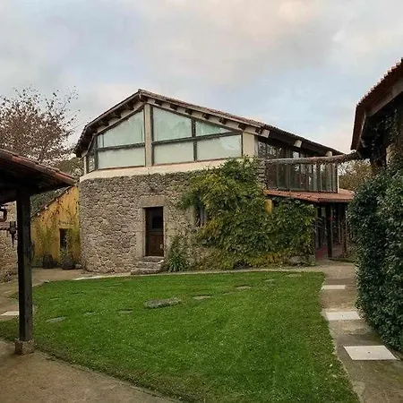 Rural Casal De Mouros Сasa de vacaciones A Coruña